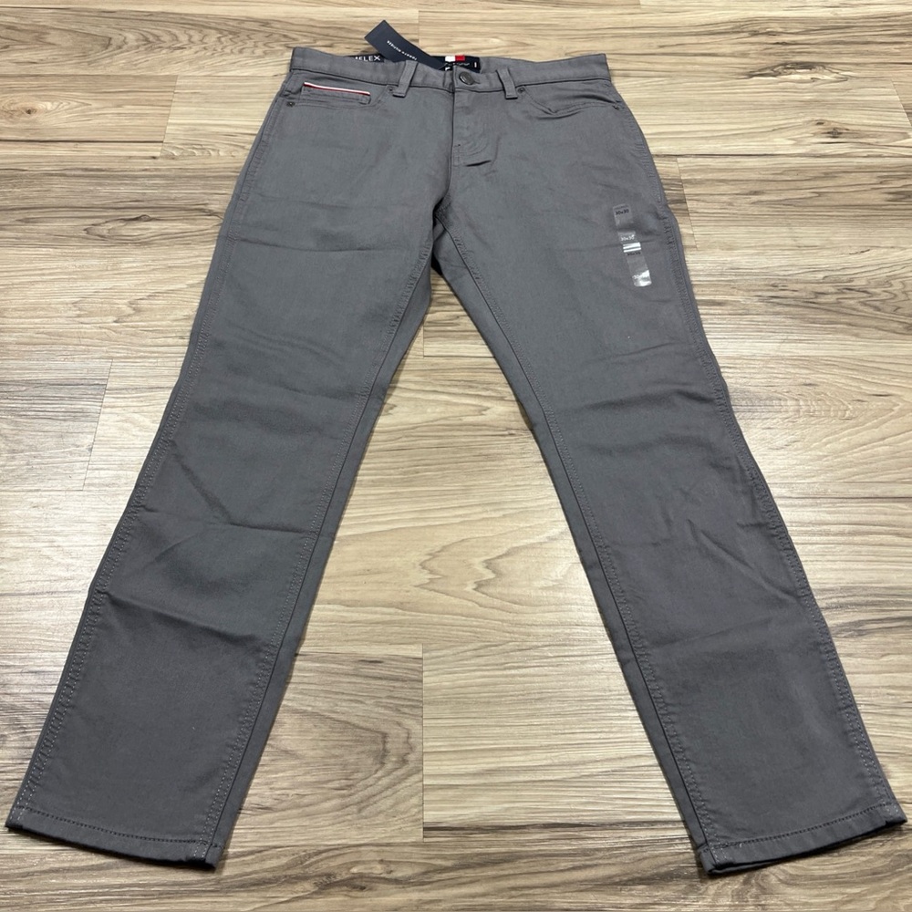 Tommy Hilfiger THFLEX Pants Gray Men's 30x30 XM03572 $80 NWT